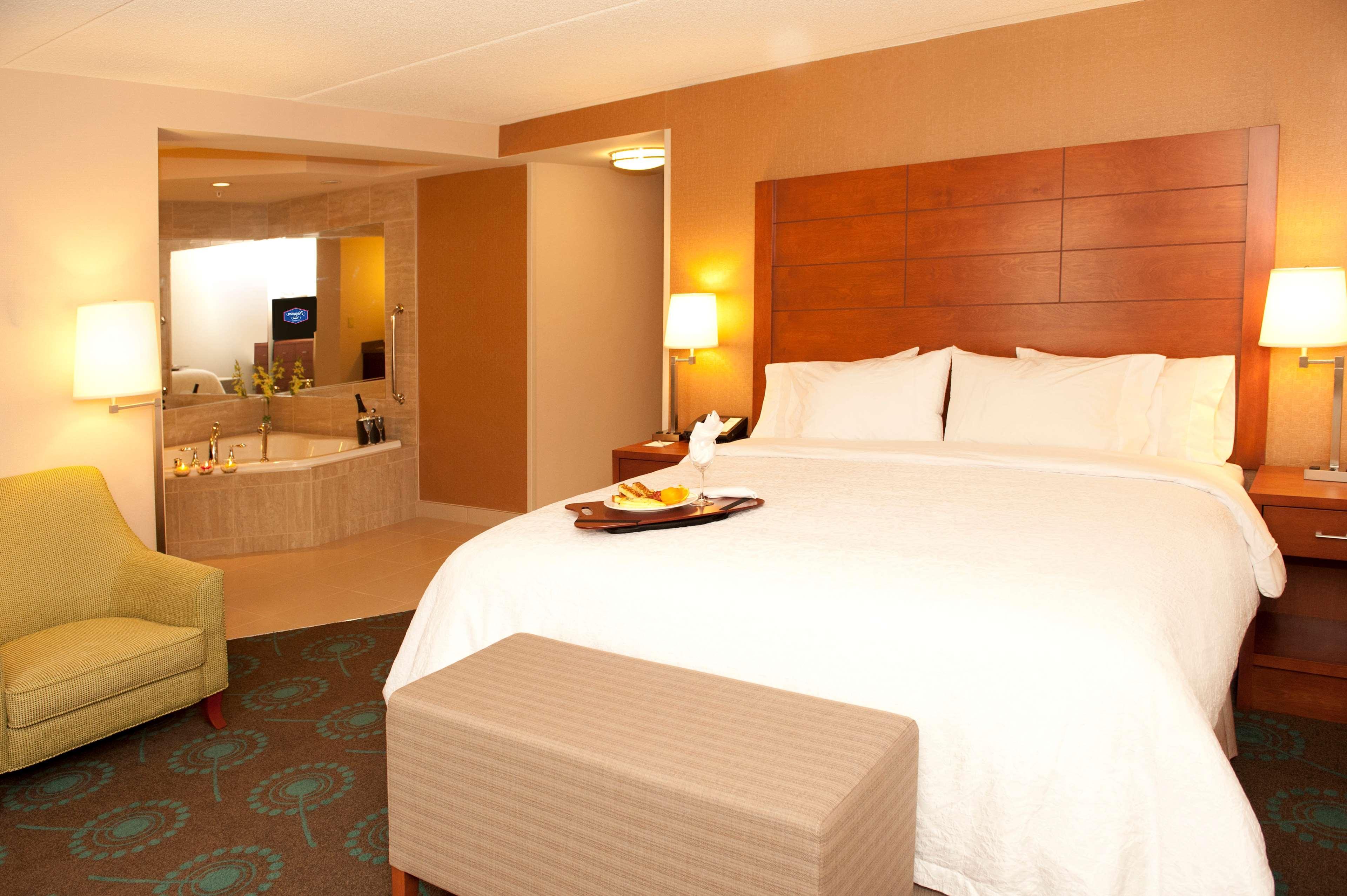Hampton Inn By Hilton Brampton - Toronto Bagian luar foto